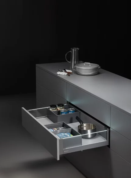 LED Glass Magic Box H120